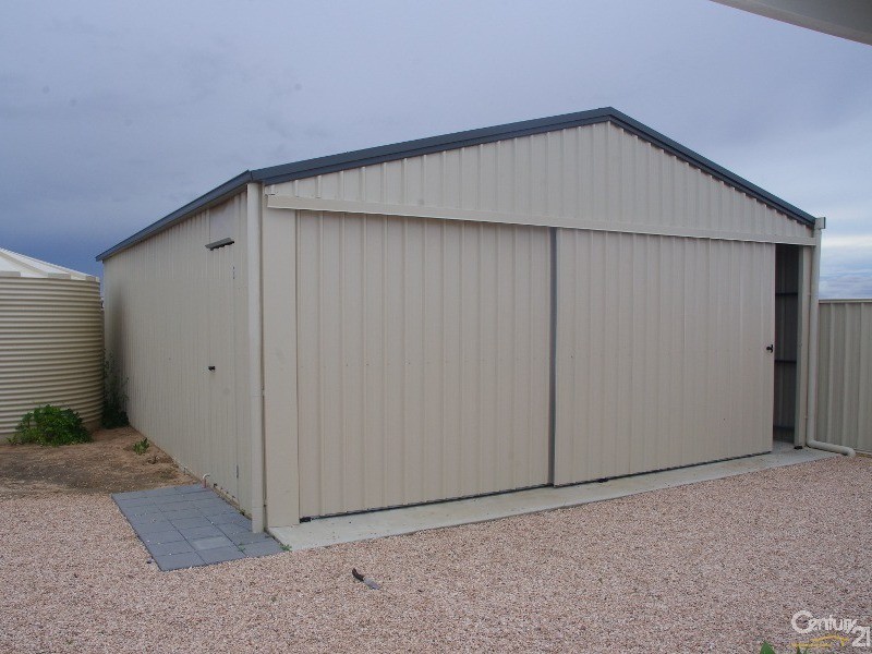 14 Keen Street, Moonta Bay SA 5558