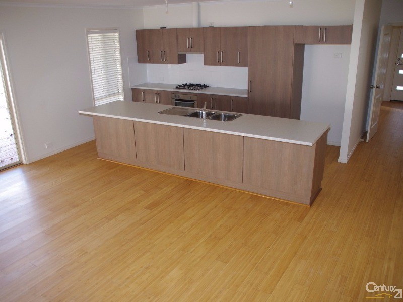 14 Keen Street, Moonta Bay SA 5558