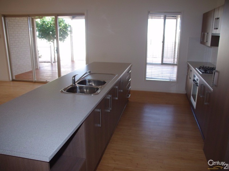 14 Keen Street, Moonta Bay SA 5558