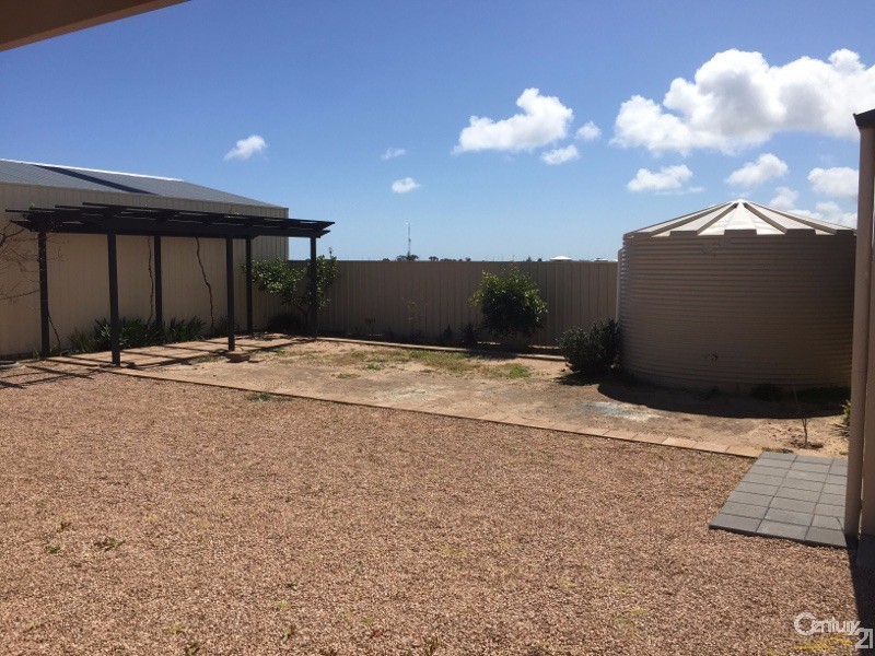 14 Keen Street, Moonta Bay SA 5558