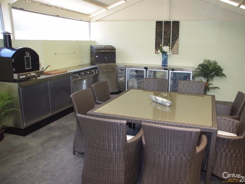 14 Edith Street, Moonta Bay SA 5558