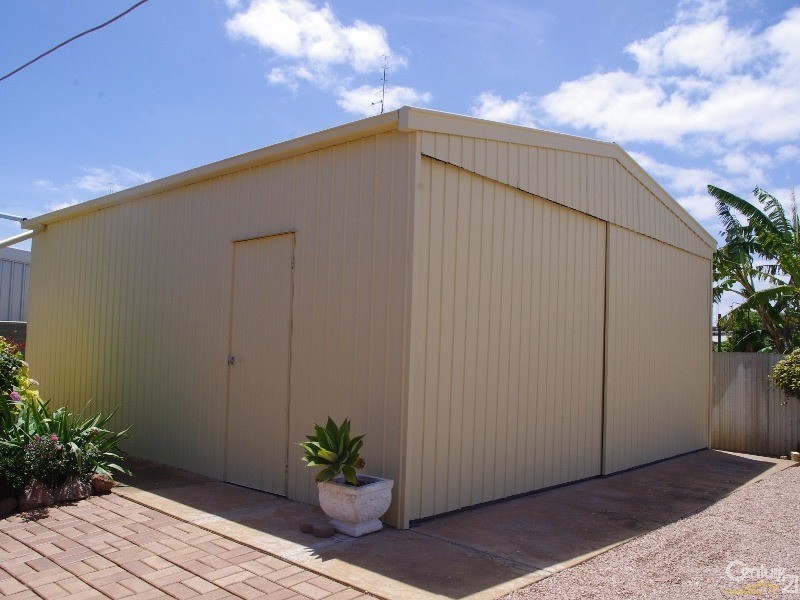 6 Prankerd Street, Moonta Bay SA 5558