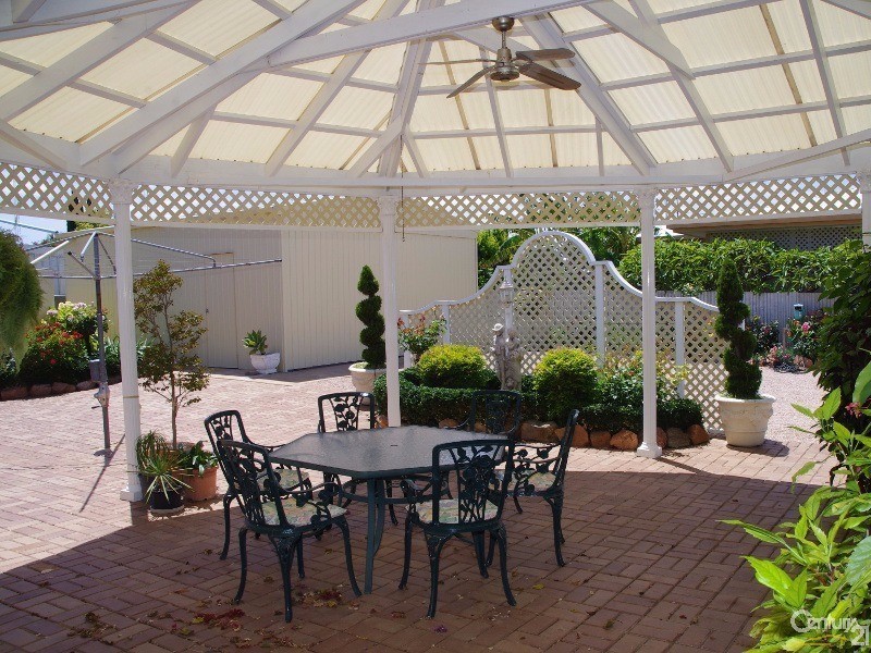 6 Prankerd Street, Moonta Bay SA 5558