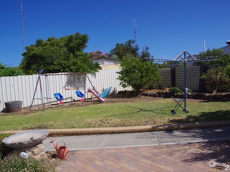 184 Bay Road, Moonta Bay SA 5558