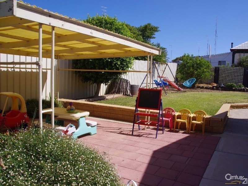 184 Bay Road, Moonta Bay SA 5558