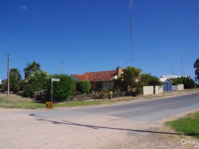 184 Bay Road, Moonta Bay SA 5558