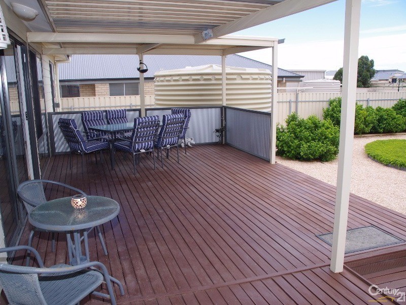 12 Gill Street, Moonta Bay SA 5558