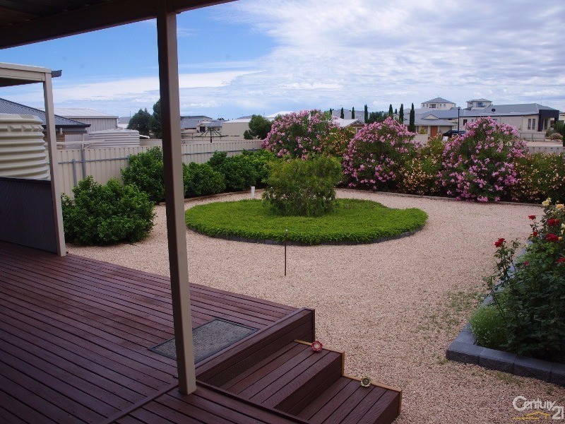 12 Gill Street, Moonta Bay SA 5558