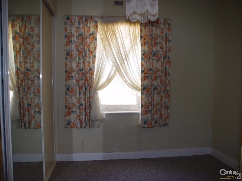 9 Caroline Street, Moonta SA 5558