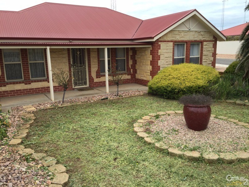 13 Lyndon Avenue, Moonta Bay SA 5558