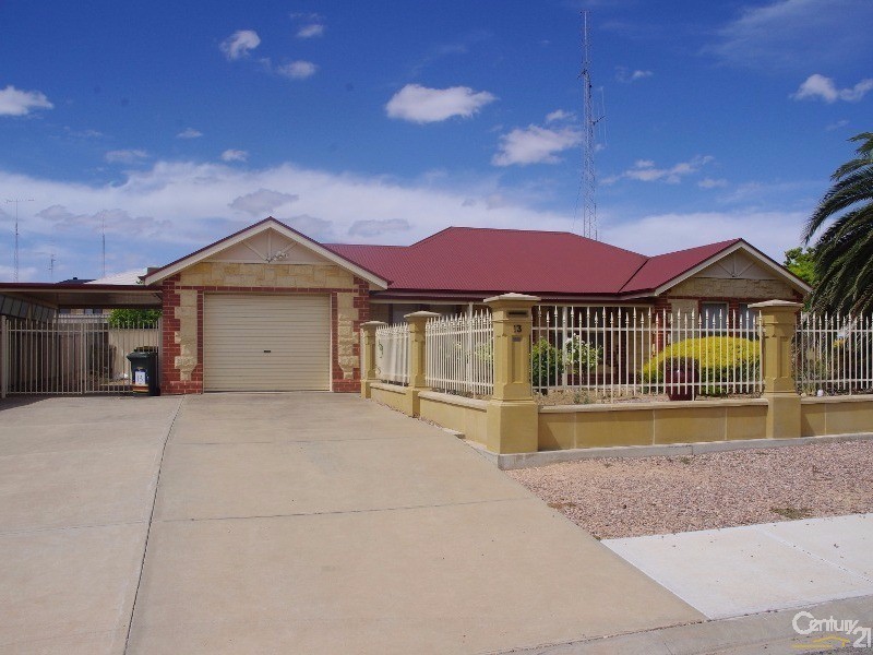 13 Lyndon Avenue, Moonta Bay SA 5558