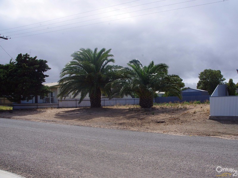 18 Prankerd Street, Moonta Bay SA 5558