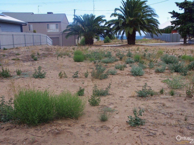 18 Prankerd Street, Moonta Bay SA 5558