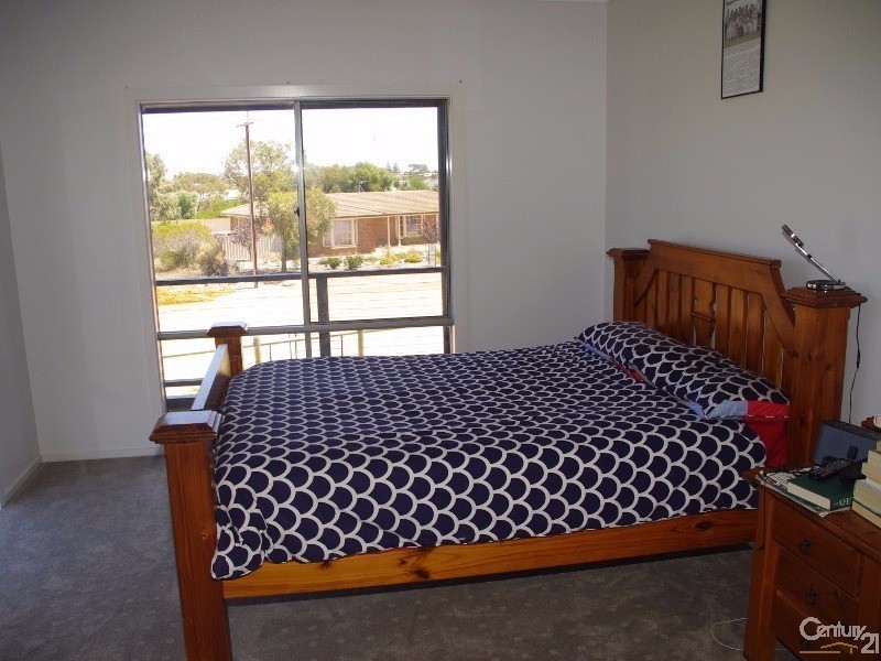 71 North Terrace, Moonta Bay SA 5558