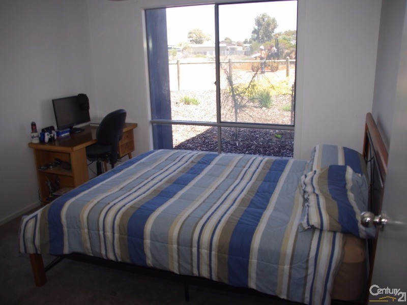 71 North Terrace, Moonta Bay SA 5558