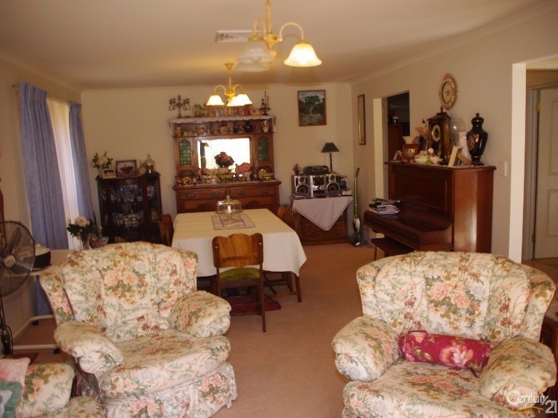 38 Highview Grove, Moonta Bay SA 5558