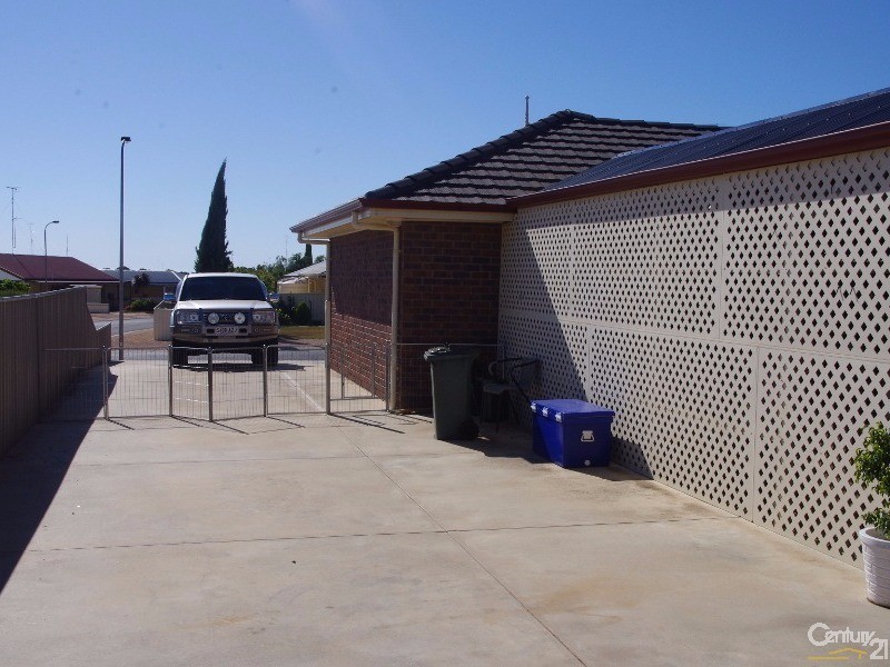 38 Highview Grove, Moonta Bay SA 5558