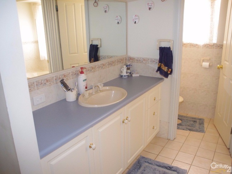 38 Highview Grove, Moonta Bay SA 5558