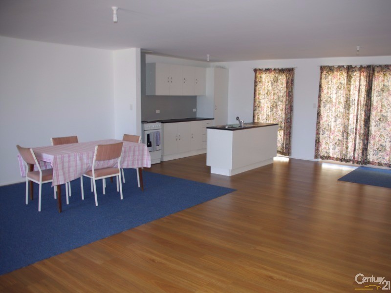 37 Gill Street, Moonta Bay SA 5558