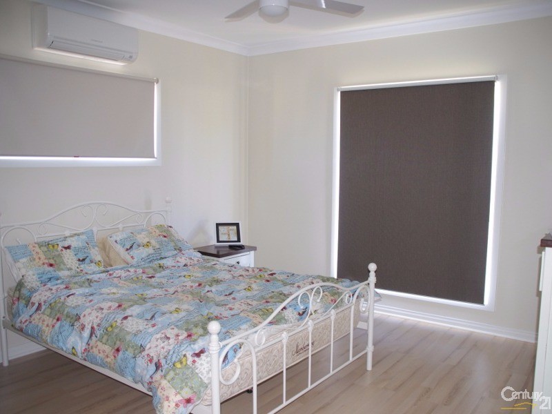 10 Moonta Road, Moonta Bay SA 5558