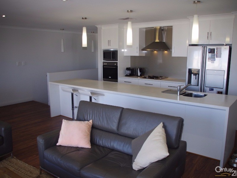 2 Par Court, Port Hughes SA 5558