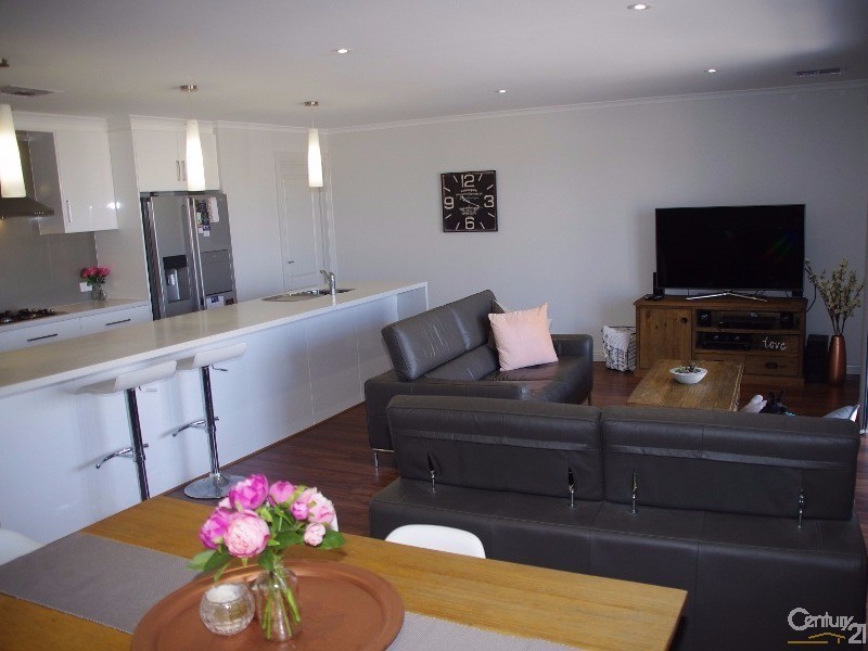 2 Par Court, Port Hughes SA 5558