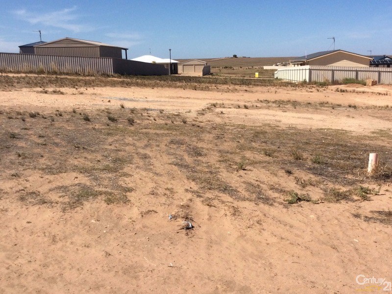 3  Bray Street, Moonta Bay SA 5558