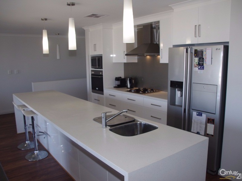 2 Par Court, Port Hughes SA 5558