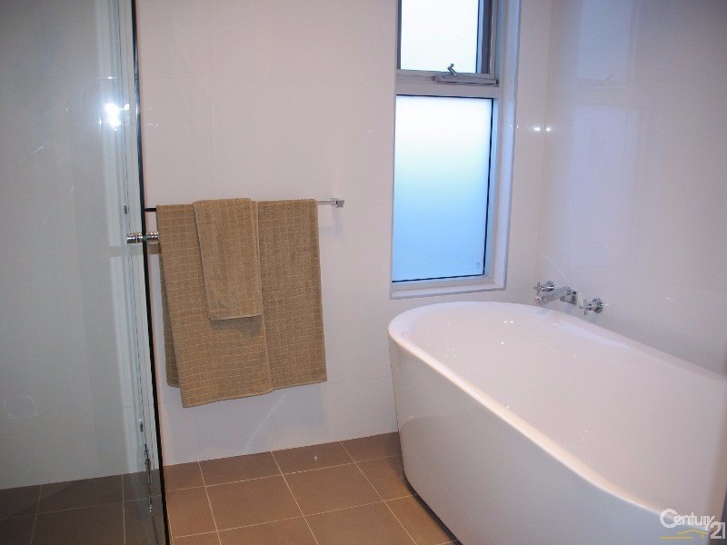 2/2 Marine Parade, Moonta Bay SA 5558