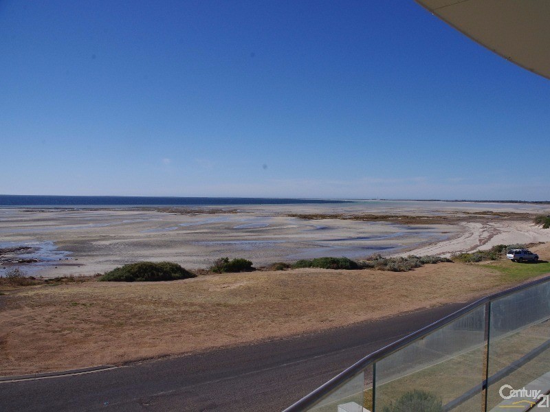 2/2 Marine Parade, Moonta Bay SA 5558