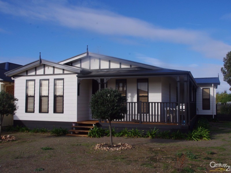 32 Moontana Avenue, Moonta Bay SA 5558