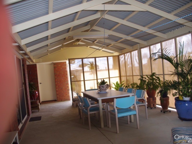 7 Quintrell Street, Moonta Bay SA 5558