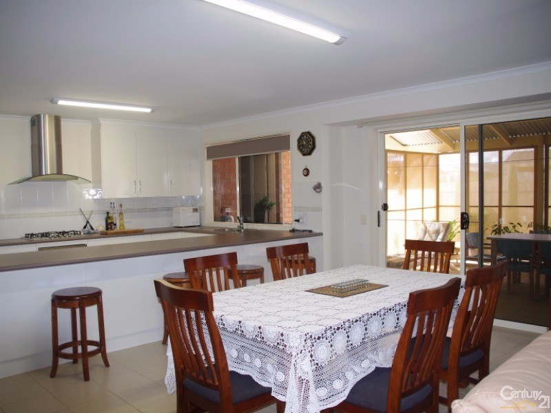 7 Quintrell Street, Moonta Bay SA 5558