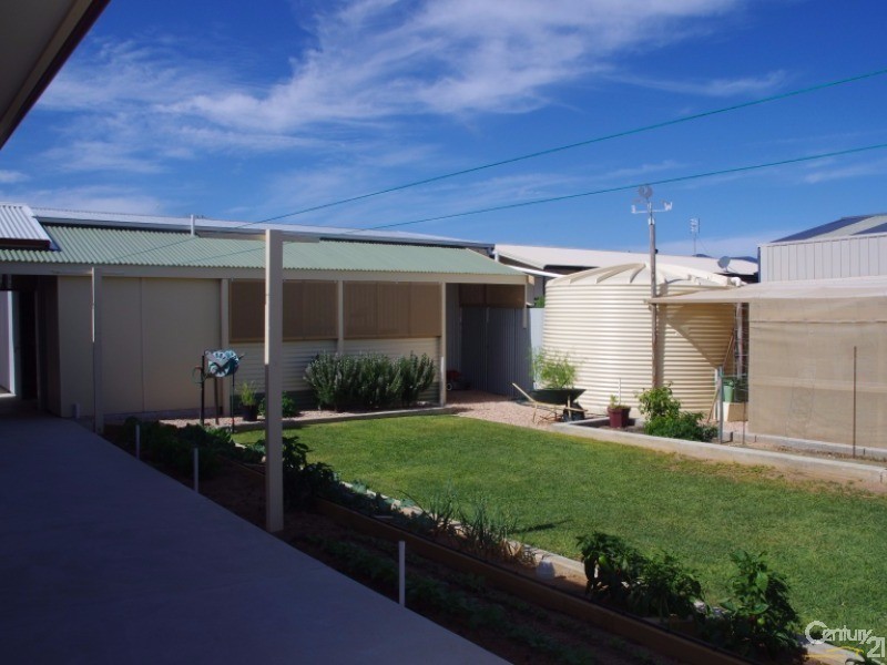 7 Quintrell Street, Moonta Bay SA 5558