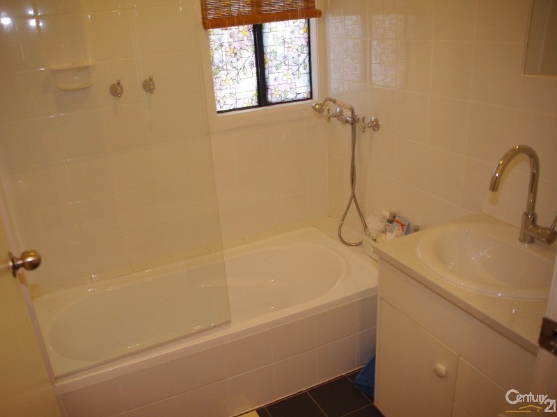 22 Haylock Road, Moonta Bay SA 5558