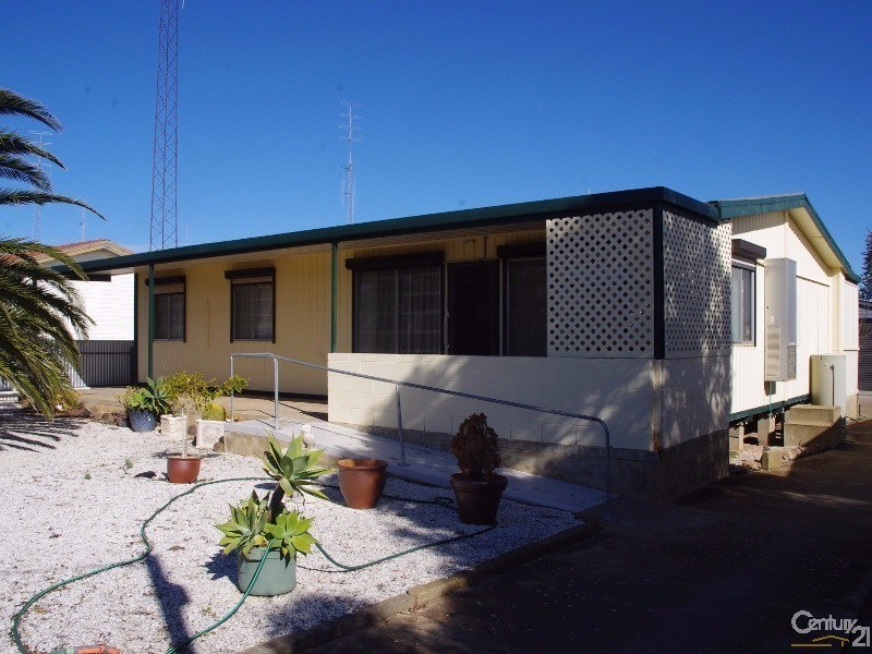 28 Herbert Street, Moonta Bay SA 5558
