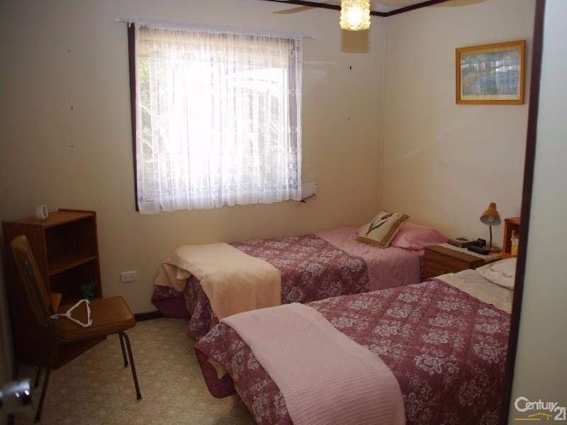 28 Herbert Street, Moonta Bay SA 5558