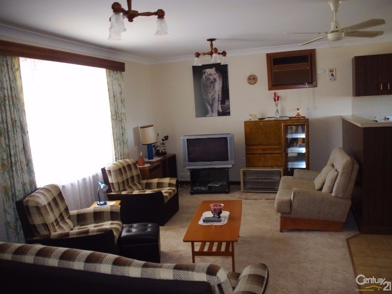 61 Cambridge Street, Moonta Bay SA 5558