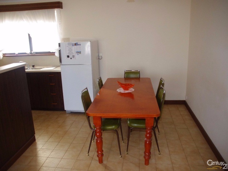 61 Cambridge Street, Moonta Bay SA 5558