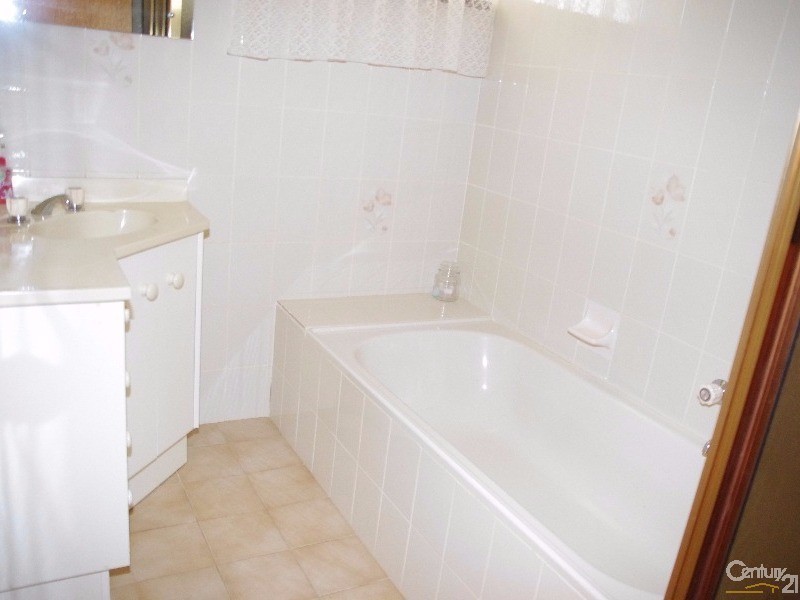 61 Cambridge Street, Moonta Bay SA 5558