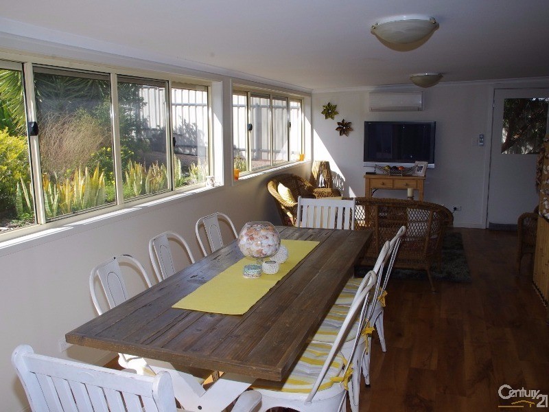 13 Clayton Street, Moonta Bay SA 5558