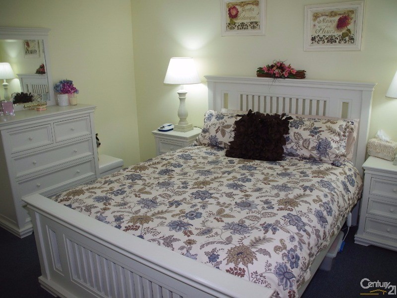 13 Clayton Street, Moonta Bay SA 5558