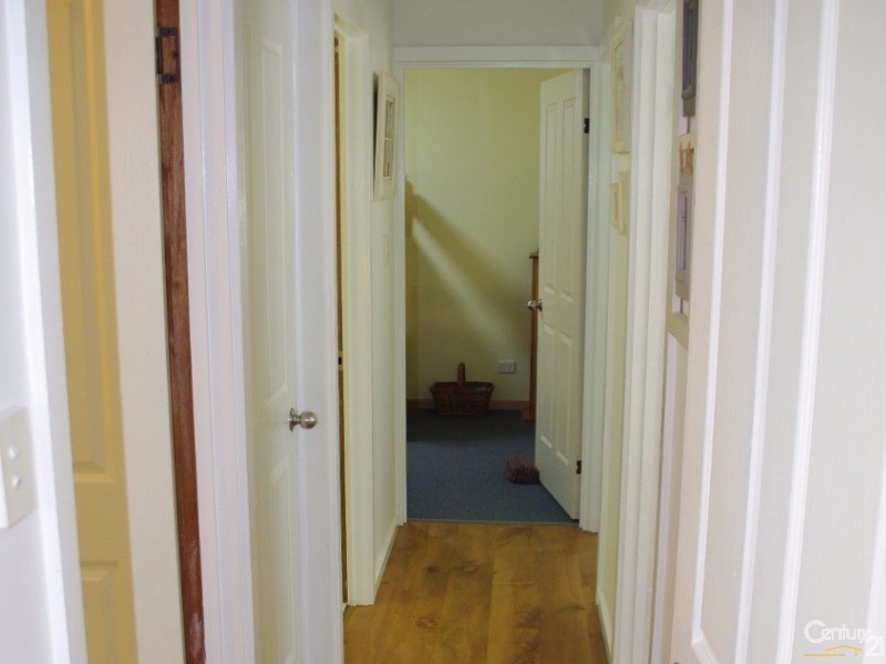 13 Clayton Street, Moonta Bay SA 5558