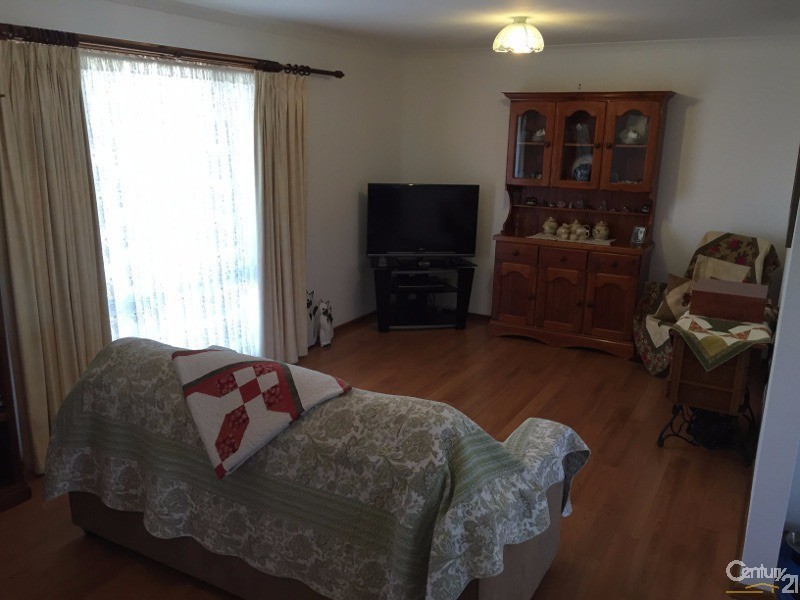 22 Harry’s Point Road, Port Hughes SA 5558