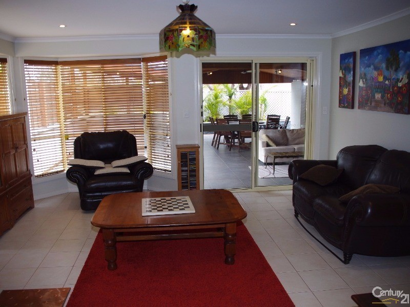 9 Clayton Street, Moonta Bay SA 5558