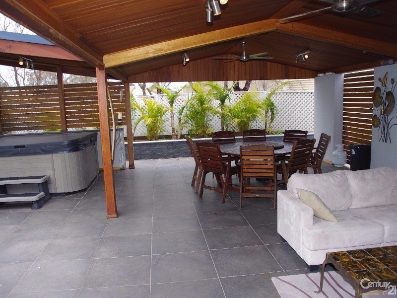 9 Clayton Street, Moonta Bay SA 5558
