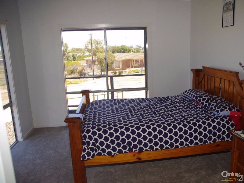 71 North Terrace, Moonta Bay SA 5558