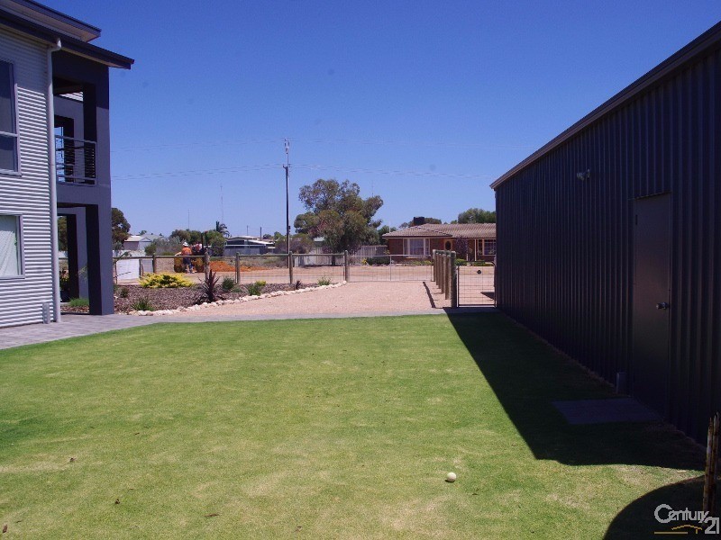 71 North Terrace, Moonta Bay SA 5558