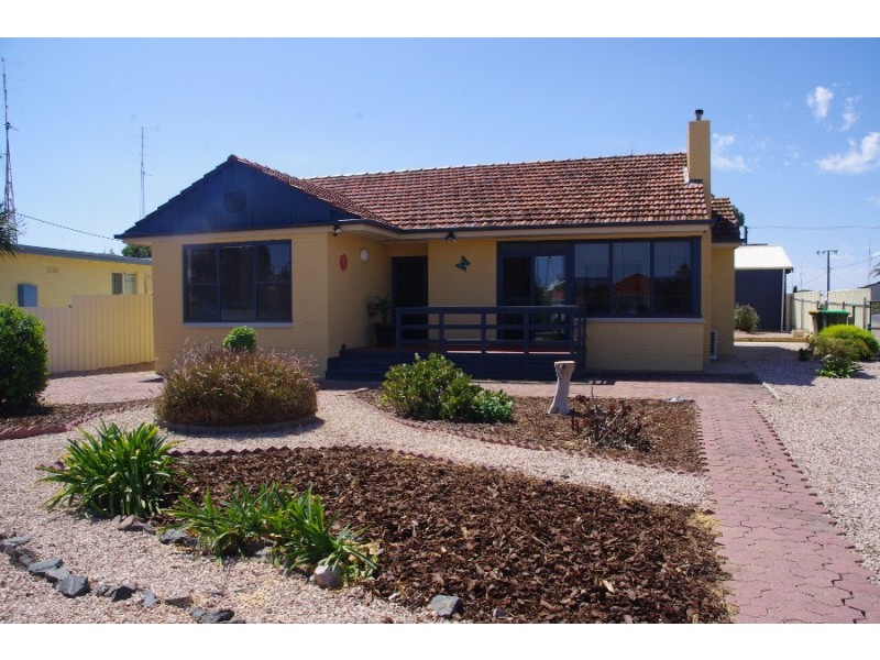 184 Bay Road, Moonta Bay SA 5558