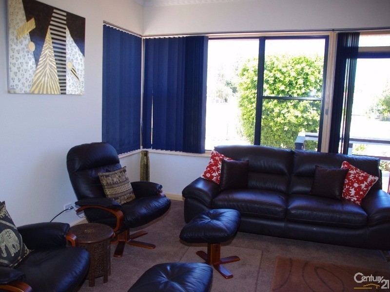 184 Bay Road, Moonta Bay SA 5558